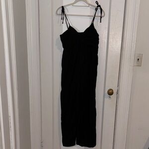 Old Navy Black Tie-Shoulder Cropped Twist-Front Smocked Jumpsuit